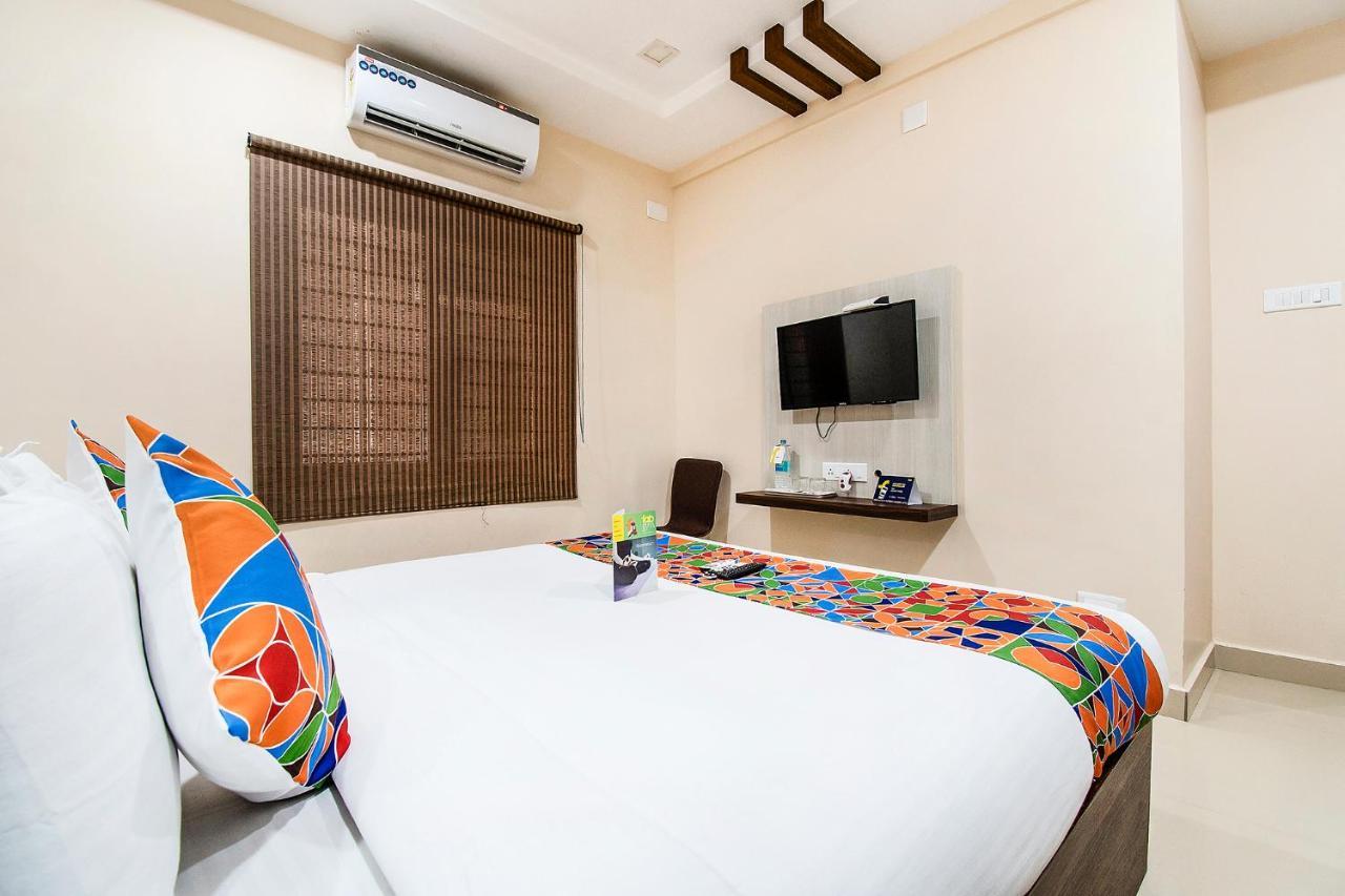 Fabexpress Advik Sai Residency Hotel 3*
