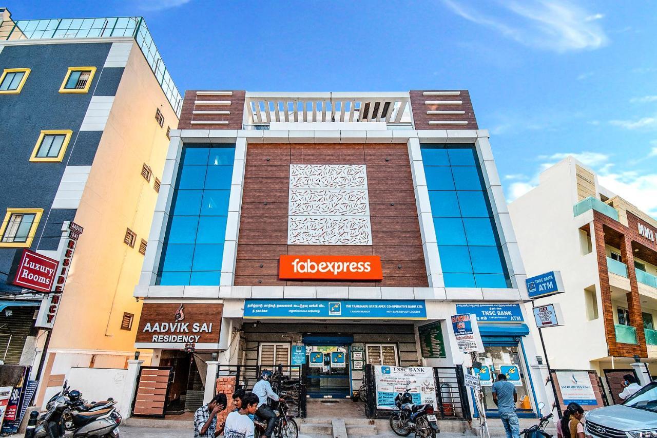 Hotel Fabexpress Advik Sai Residency 3*