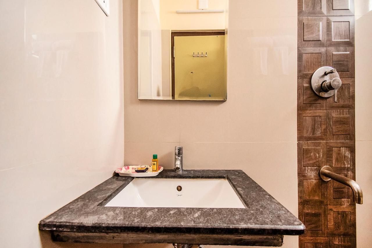Fabexpress Advik Sai Residency Hotel 3*